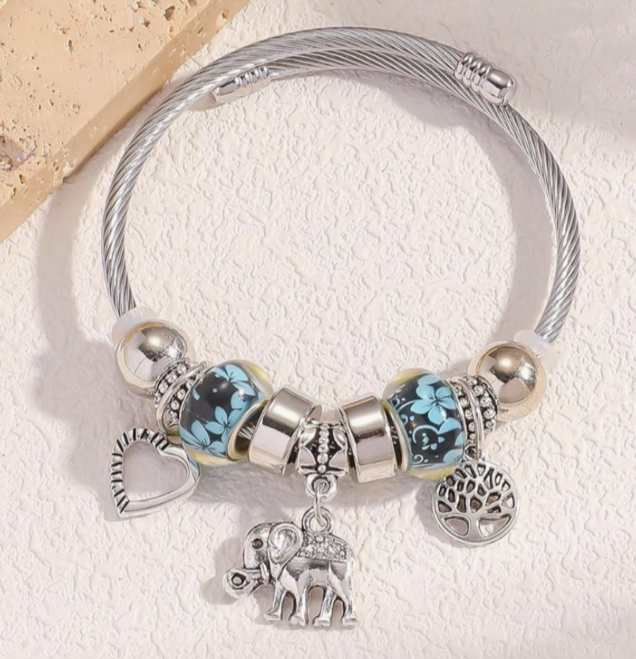 Elephant charm bracelet