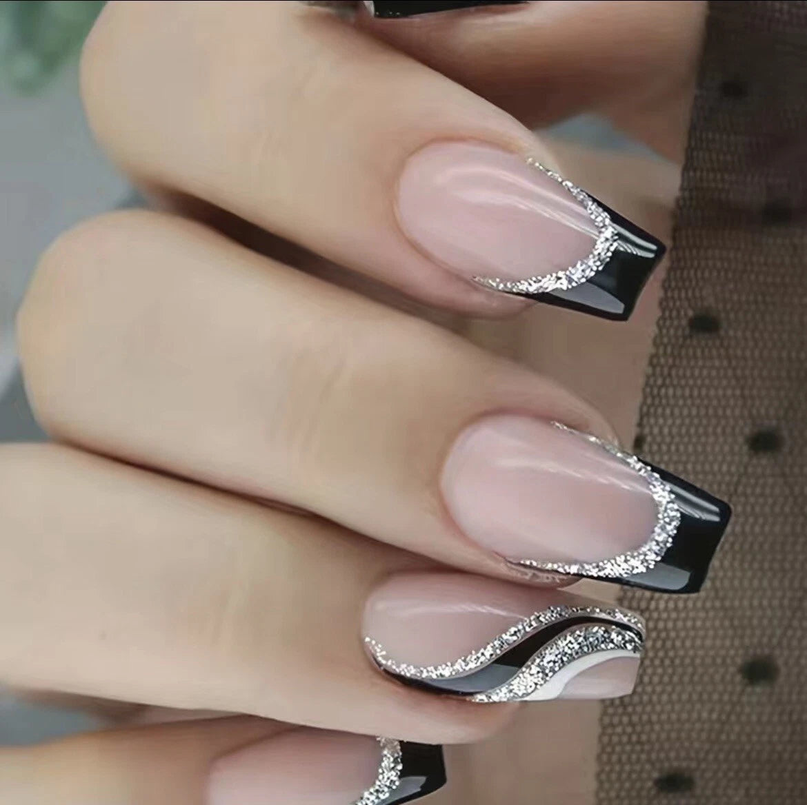 24x Medium Glossy Ballet False Nails
